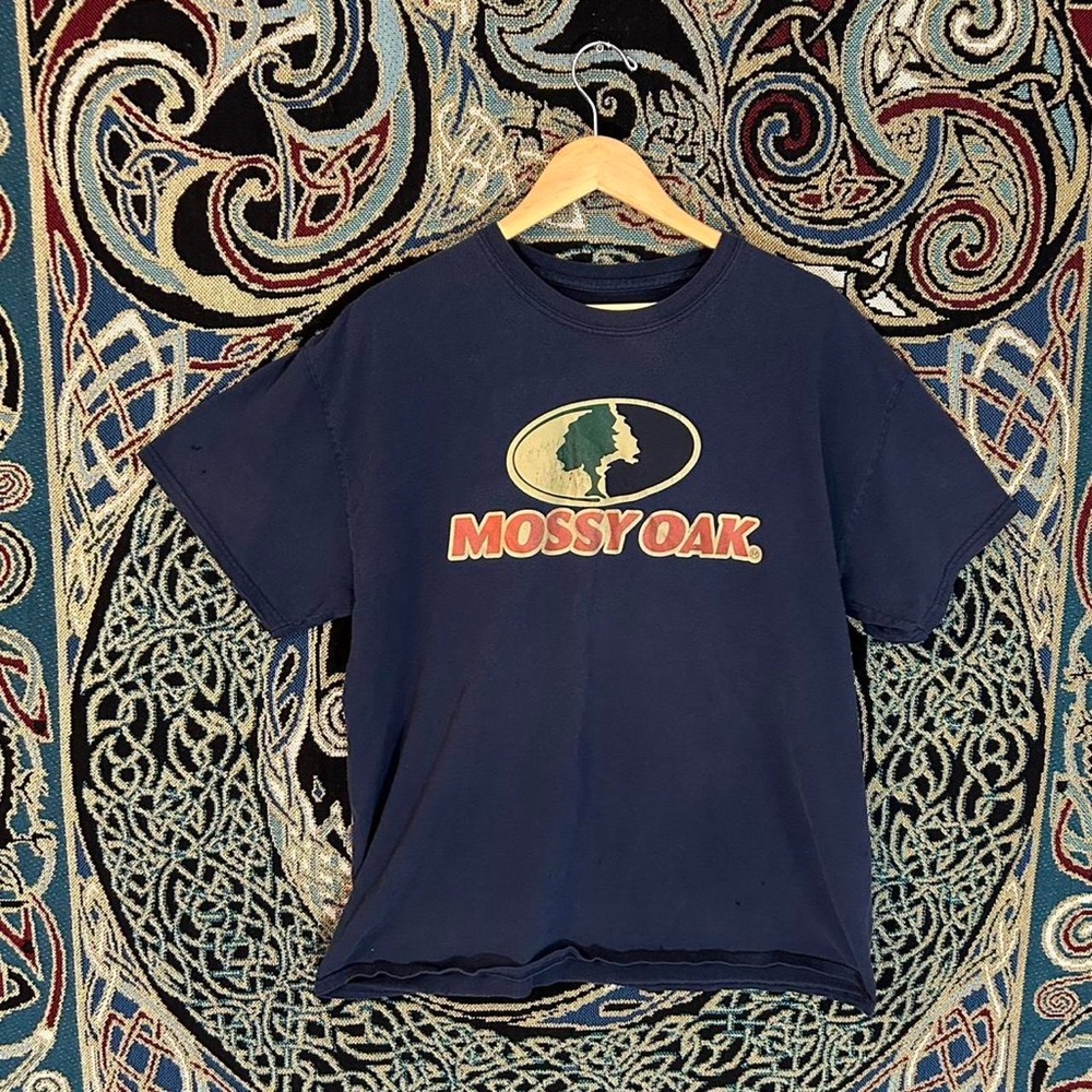 Mossy Oak Men's Navy and Blue T-shirt